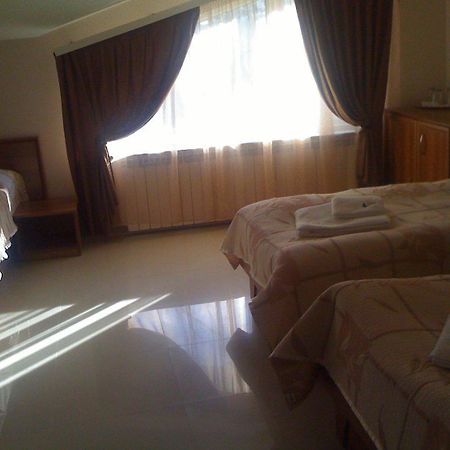Family Hotel Yola Chepelare Luaran gambar