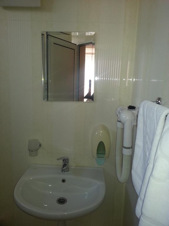 Family Hotel Yola Chepelare Bilik gambar
